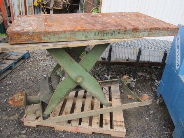 Southworth 30 x 60 Hydraulic Lift Table 115/230V Single Phase