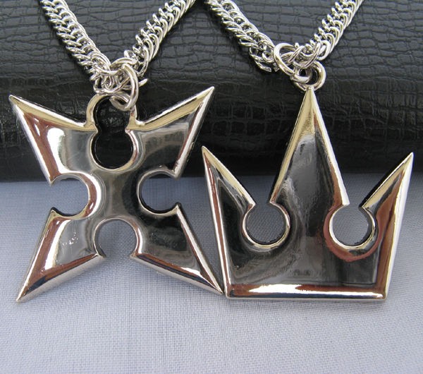 Kingdom Hearts Sora Crown & Roxas Cross Necklaces cosplay