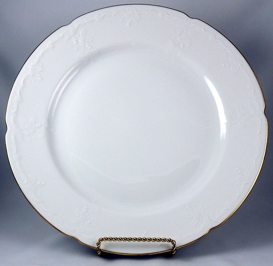 Beautiful Kaiser Porcelain MONDIAL ~ Dubarry Line ~ Dinner Plate(s)