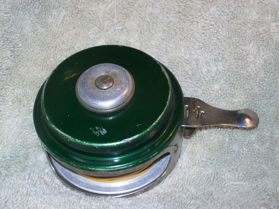   SHAKESPEARE OK AUTOMATIC FLY FISHING REEL,NO.1822,W​ORKS,MADE IN USA