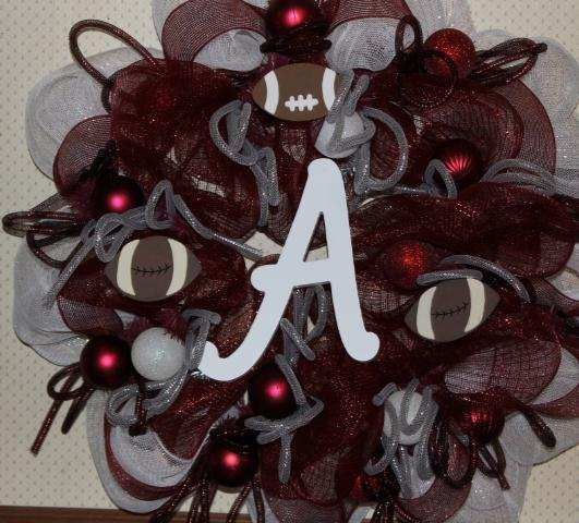 WREATH DECO MESH IN CRIMSON RED & WHITE FOR ALABAMA FANS LARGE 29