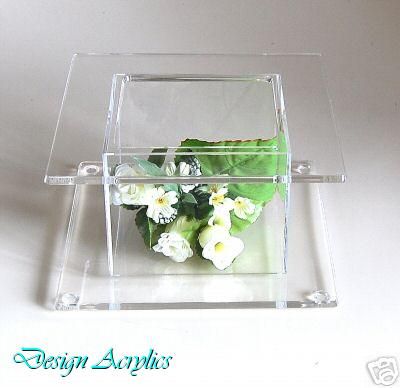 Square Crystal Clear Acrylic Cake Stand Wedding Display