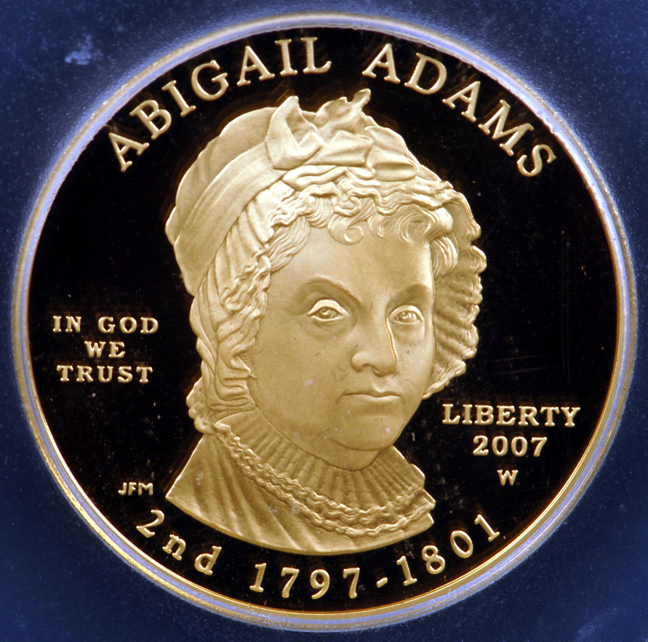 2007 W $10 Abigail Adams First Spouse 1/2 Ounce .9999 Gold Proof Coin 