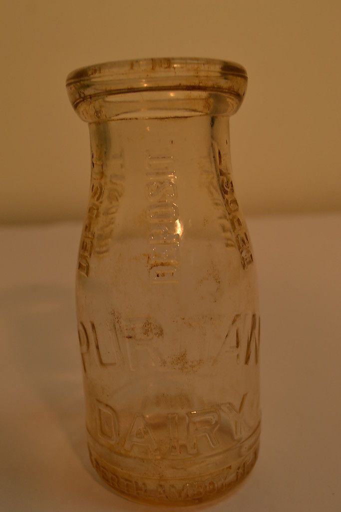  Puritan Dairy Half Pint Antique Milk Bottle Perth Amboy NJ