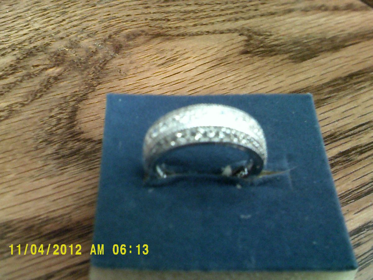 32ctw Bella Luce Diamond Simulent Band Style Ring in .925 Sterling 