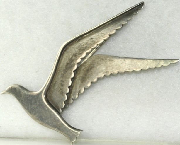 Vtg Madeleine Madeline Turner Seagull Bird Pin Modernis