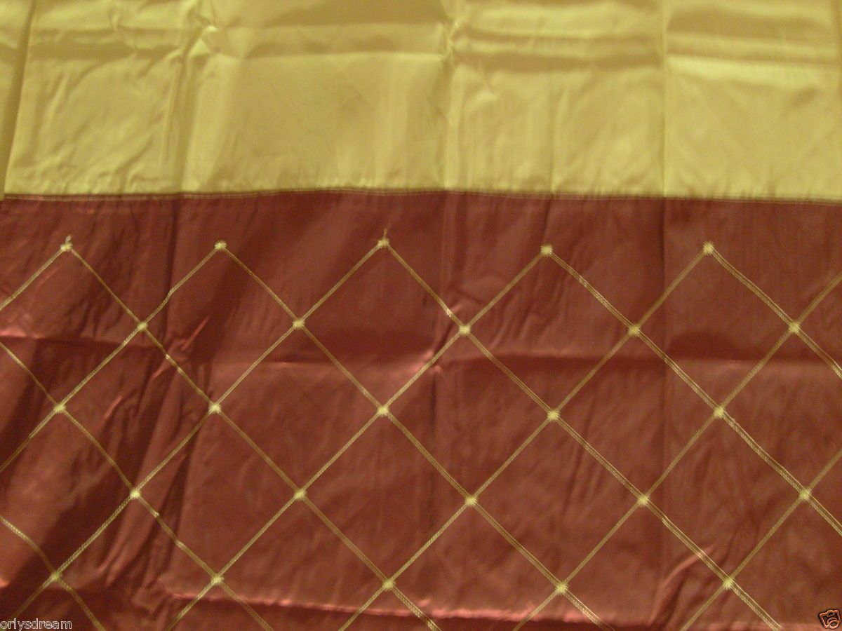   Polyester Fabric Shower Curtain Diamond Burgundy Gold Colors
