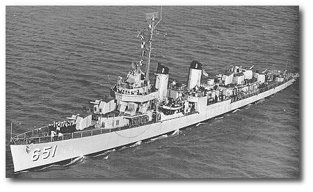 USS Cogswell DD 651 Westpac Deployment Cruise Book Year Log 1960 61