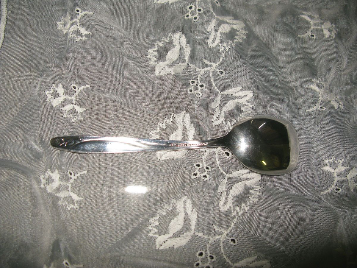 International Deep Silver Small Cream Ladle