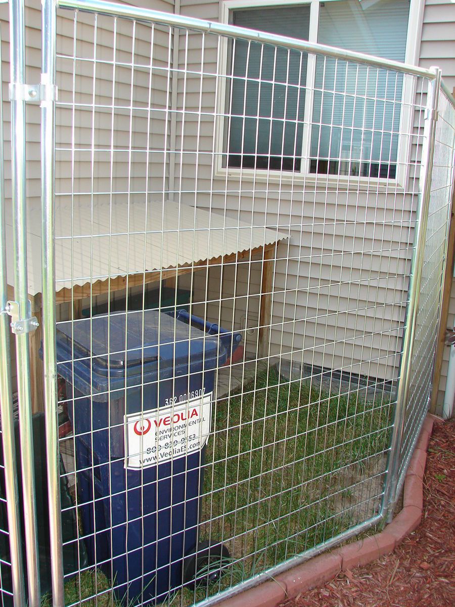 Lucky Dog Kennel Pen Fence Gate Run Barrier Box Used Excellent L K