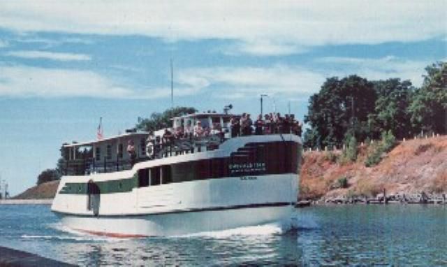 The New Motor SHIP Emerald Isle Car Ferry Postcard