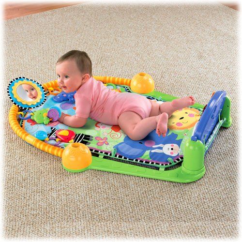 Fisher Price Discover n Grow Kick & Play Piano Muscial Gym  W2621