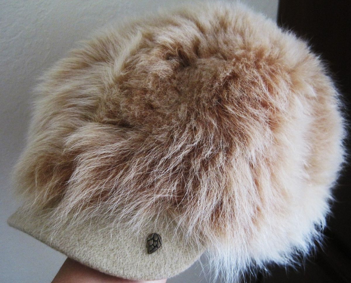 New Helen Kaminski Sheep Skin Fur Stylish Cabbie Hat Super RARE VHTF