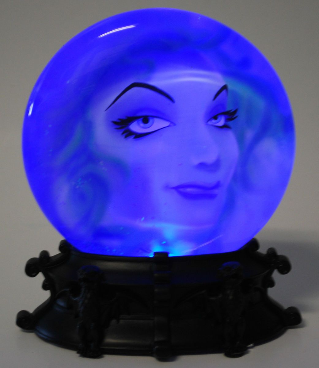  Halloween Haunted Mansion Madame Leota Light Up Globe Snowglobe NEW