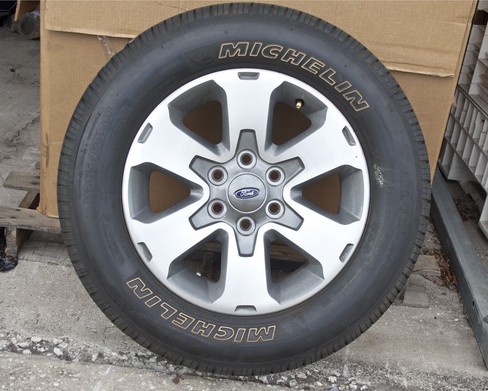 Set of 4 18 Alloy Wheels Rims for A 2010 2011 Ford F150 with Michelin
