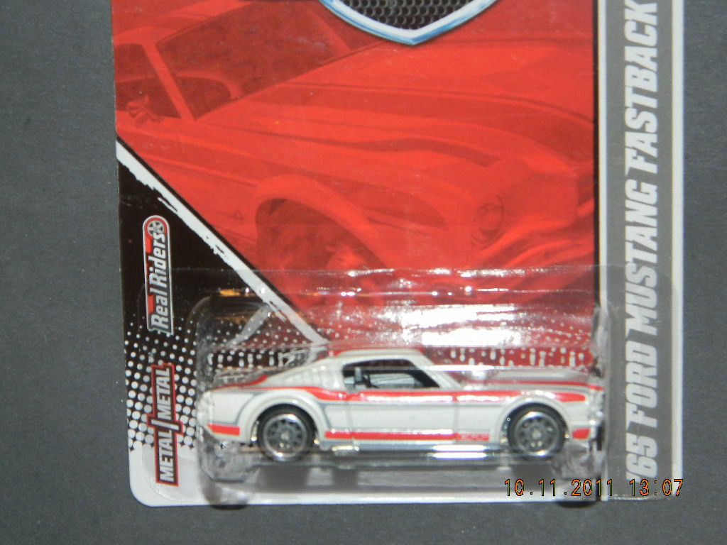 2011 Hot Wheels Garage 2 65 Mustang Fastback Hotwheels White